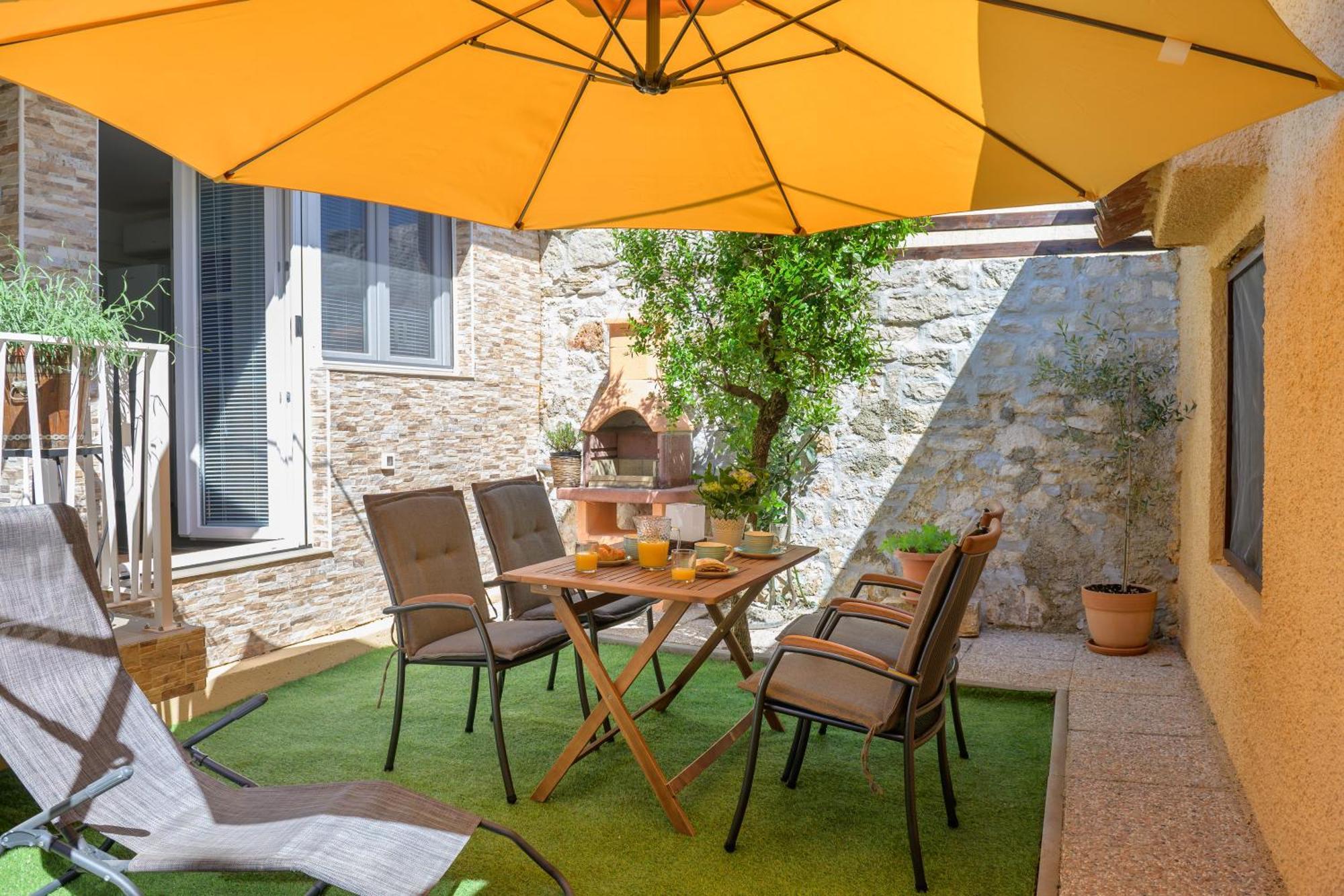 Apartman Dana Kastelir-Labinci Bagian luar foto